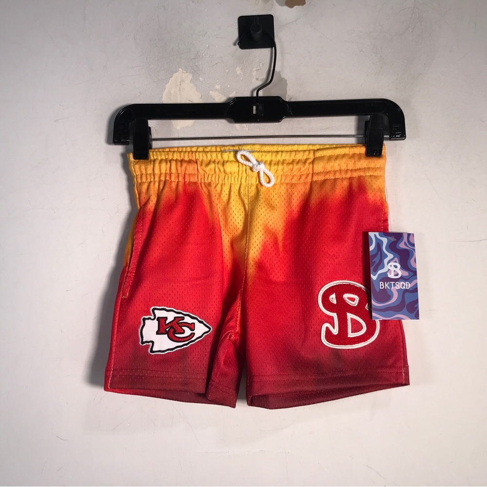 BKTSQD Kansas City Chiefs Gradient Soft Short, Youth S - Red/Yellow